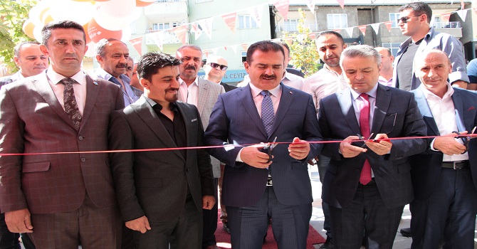 Hakkari'de yeni Arçelik bayisi hizmete açıldı