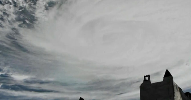 ABD'ye doğru ilerliyor! NASA canlı görüntüledi