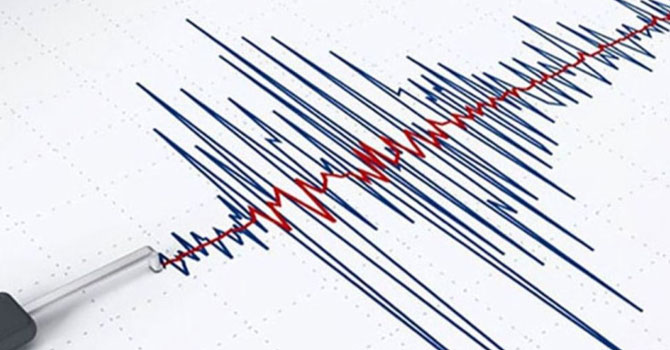İran'ın kuzeybatısında 5.6 büyüklüğünde deprem