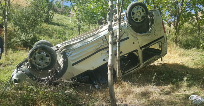 Hakkari'de kaza: 40 metrelik uçuruma yuvarlandı!