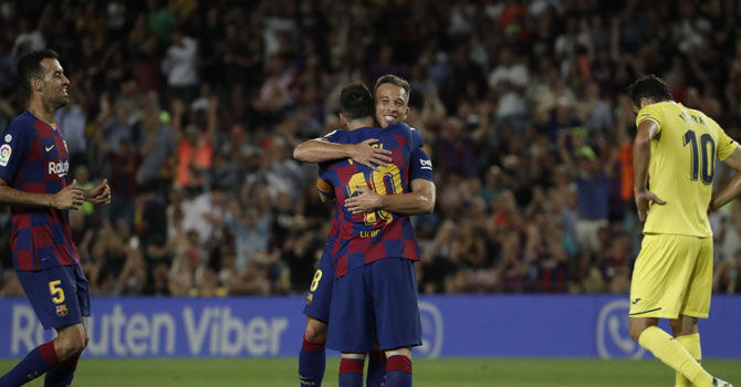 Barcelona sahasında kazandı