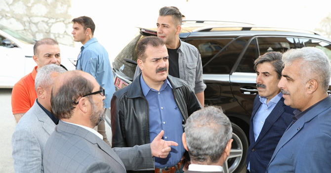 Vali Akbıyık yapımı süren kız yurdunu inceledi!