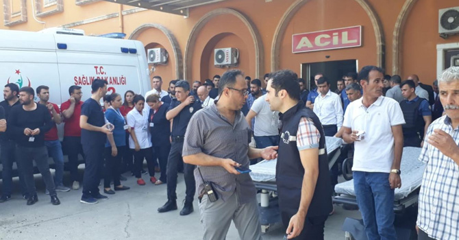 Mardin Valiliği: Havan topu saldırısında 2 sivil hayatını kaybetti, 12 kişi yaralandı