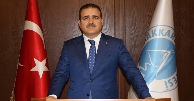 Hakkari Valisi İdris Akbıyık'tan 10 Ocak Çalışan Gazeteciler Günü mesajı