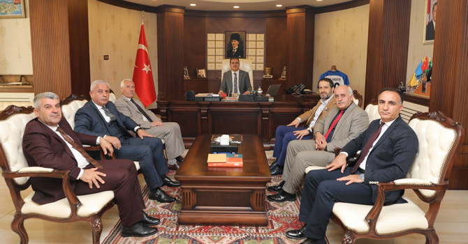 Ak Parti heyetinden Vali Akbıyık'a ziyaret