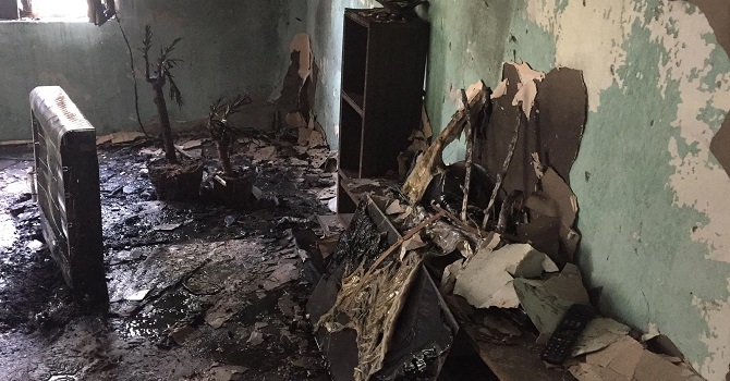 Hakkari'de Bir Evde Yangın Çıktı..