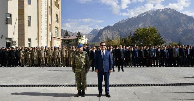 Hakkari'de 29 Ekim Cumhuriyet Bayramı kutlamaları