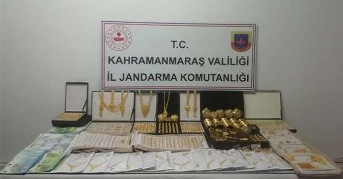 Hakkari'ye getirilen altınları gasbeden 5 zanlı yakalandı VİDEO