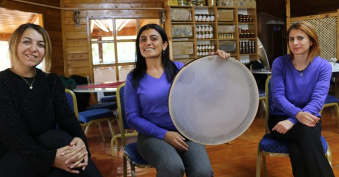 Kars’ta kadınların adresi Mor Cafe