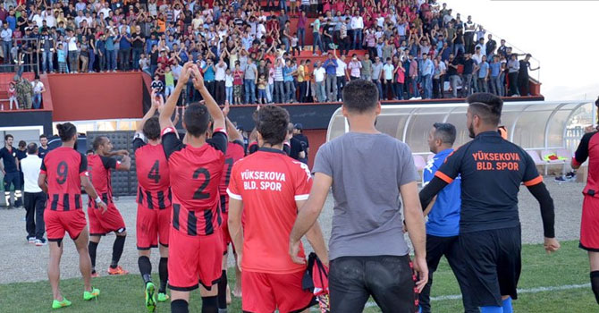 Yüksekova 3 puanı tek golle aldı
