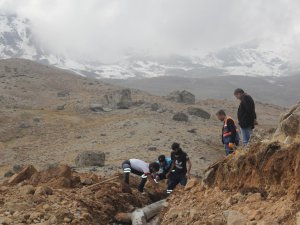 Hakkari’de eski su hatları tarihe karıştı