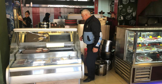 Hakkari’de beyaz bayrak alan işletmeler denetlendi  