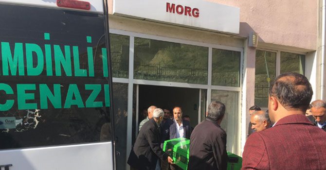 Şemdinli'de ağaca asılı ceset bulundu