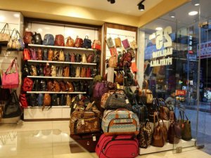 Hakan Çanta iflas etti