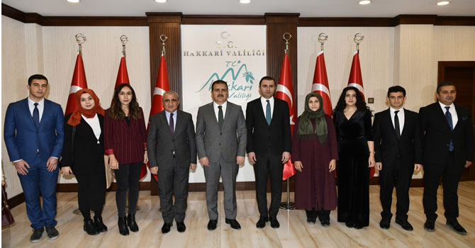 Öğretmenlerden Vali Akbıyık'a ziyaret!