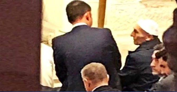 Bakan Kurum'a camide yerini vermedi: 'Burası Allah'ın evi'