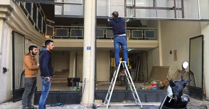 KHK'li olduğu için iş yeri ruhsatı alamadı