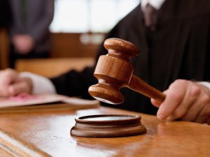 Borçluyu sürekli arayan 3 avukata huzur bozma davası