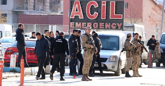 Hakkari'de 1 asker şehit oldu