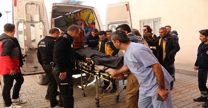 Hakkari'de feci kaza: 2 ölü, 10 yaralı