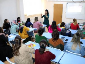 Hakkari Üniversitesi girişimci kadınlar yetiştiriyor