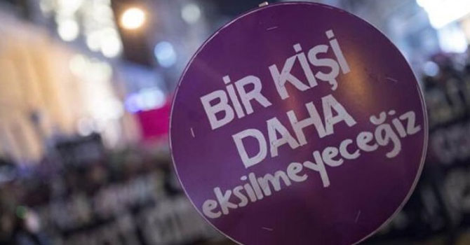 Erciş'te şüpheli kadın ölümü