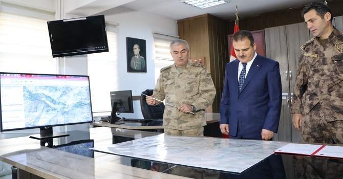 Hakkari'de 'Kıran-10' operasyonu başladı