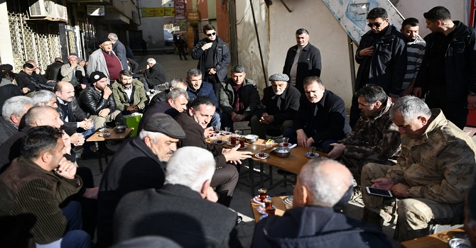 Vali İdris Akbıyık esnafı ziyaret etti