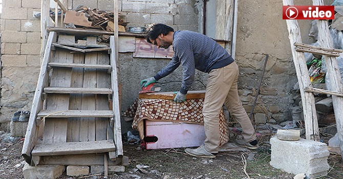 Yüksekovalı İskender, Doktora için 'santur' yapıp, satıyor