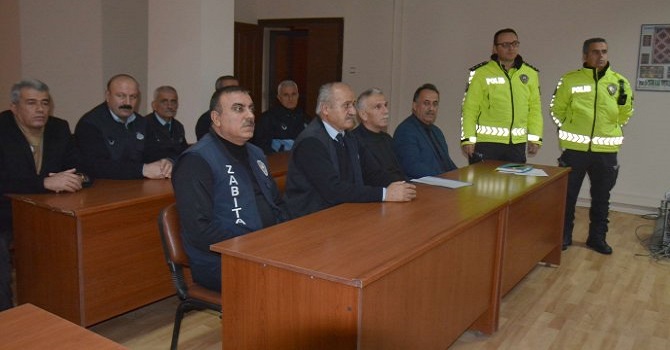 Hakkari’de Zabıta ekiplerine trafik eğitimi verildi