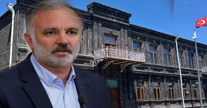 MHP'den HDP'ye geçen Kars Belediyesi: Kasada para kalmadı