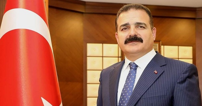 Vali Akbıyık'tan yeni yıl kutlama mesajı