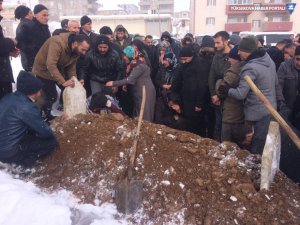 Tahir Çetin Yüksekova'da toprağa verildi