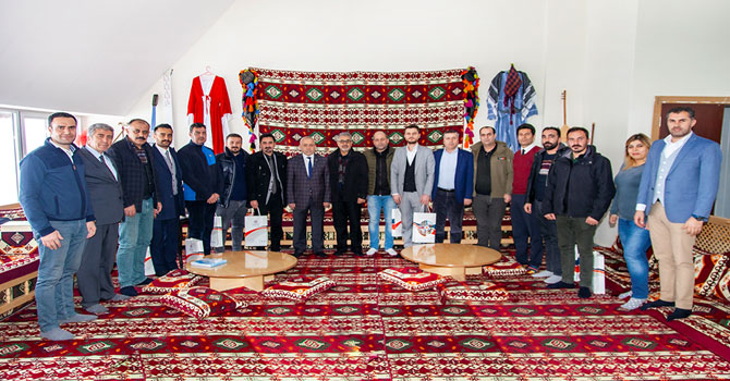 Hakkari Üniversitesi Rektörü Gazetecilerin Gazeteciler Gününü Kutladı