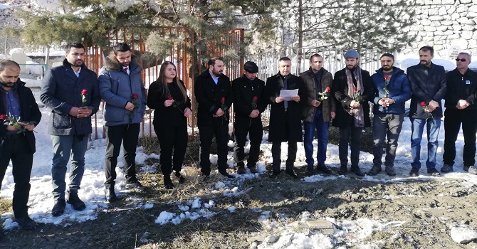 Hakkari'de Av. Cumhur Keskin mezarı başında anıldı