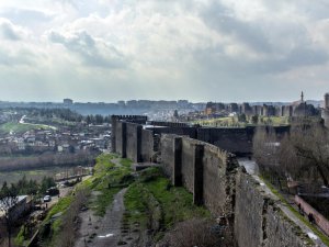 Tarihi surlar için Diyarbakır’a gelecek UNESCO’ya çağrı