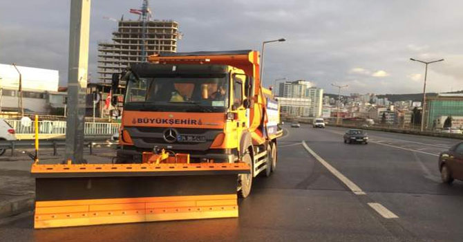 İstanbul'da kar beklentisi ile önlemler alındı