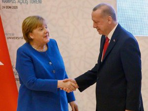 Erdoğan ile Merkel arasında Hafter polemiği