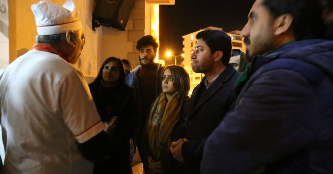 HDP heyeti depremzedeleri ziyaret etti