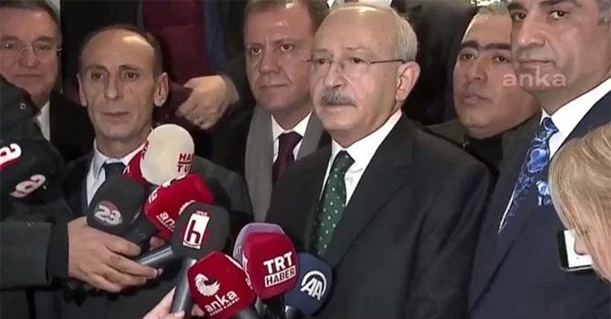 Kılıçdaroğlu canlı yayındayken deprem oldu