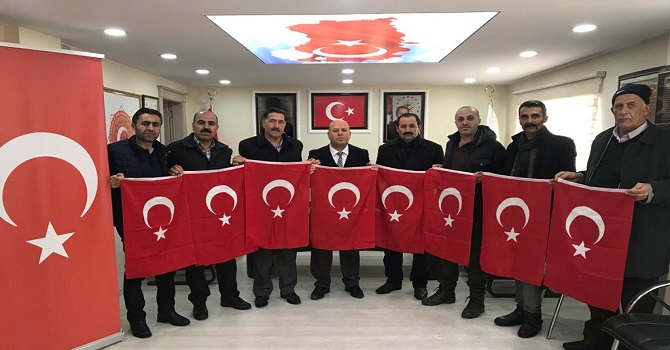 Genel Başkan Er: Bayrağımıza yapılan saygısızlığı kınıyoruz