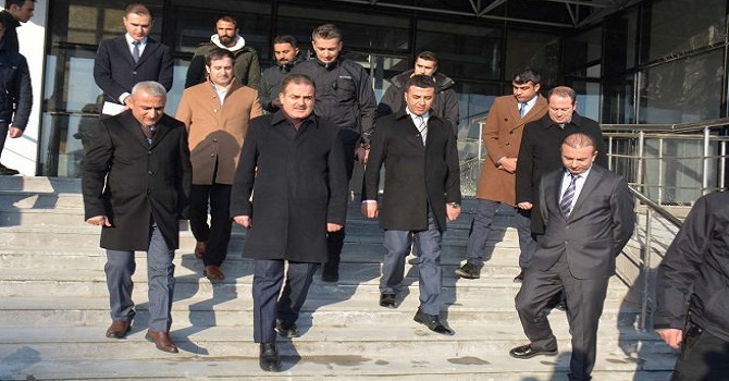 Vali Akbıyık yeni öğretmen evini denetledi