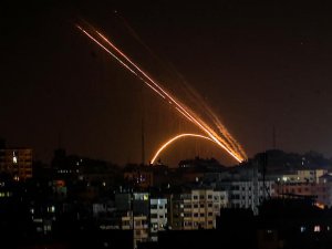 İsrail'den Hamas hedeflerine hava saldırısı