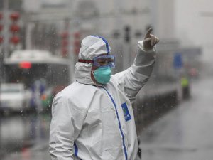 Koronavirüs salgını: Covid-19 vaka sayısında üst üste üç gün düşüş görüldü