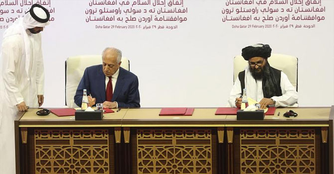 ABD ile Taliban tarihi barış anlaşmasını imzaladı, Amerikan askerleri 14 ay içinde çekilecek