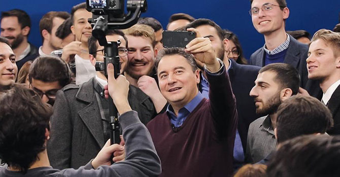 DEVA yola çıktı, Babacan eylülde sahaya iniyor