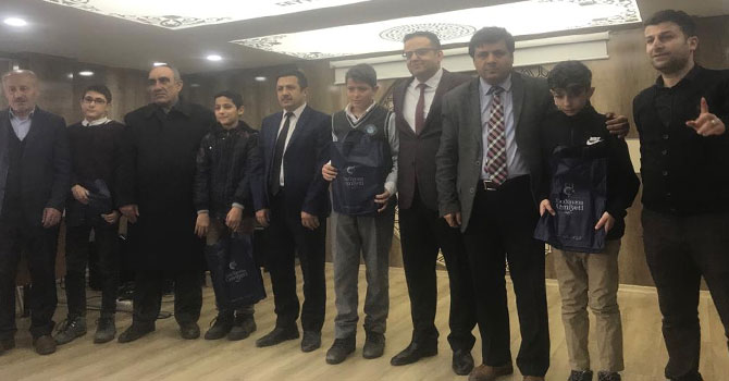 İlim Yayma Cemiyeti'nden öğrencilere kitap desteği