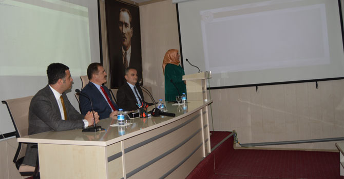 Hakkari'de muhtar ve koruculara sağlık eğitimi!