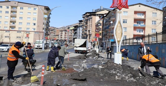 Hakkari belediyesinden bahar temizliği