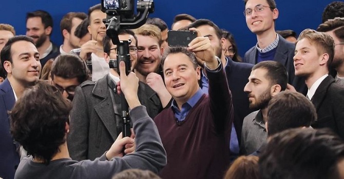 Babacan'ın partisinde Hakkarili Avukat da var!